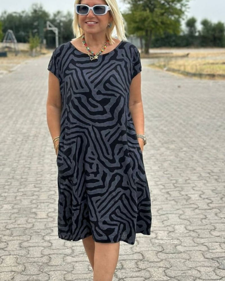 AMY | ROUND NECK ELEGANT DRESS