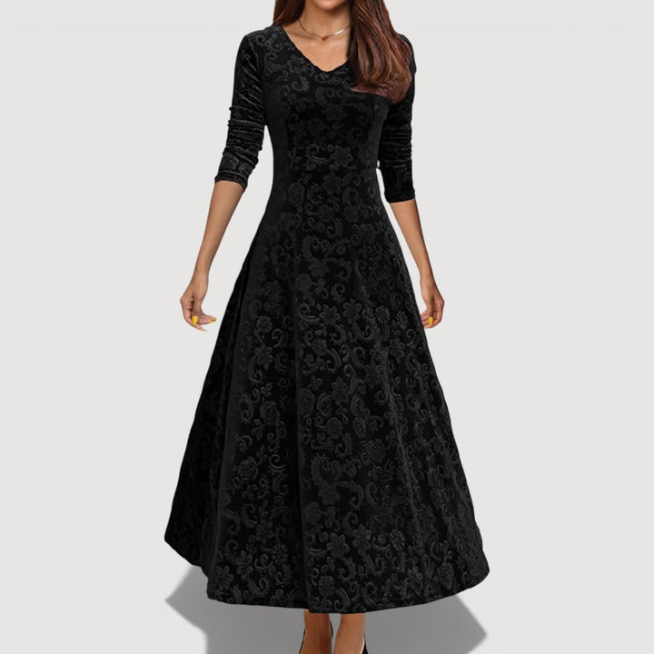 MUIREANN | ELEGANT VELVET DRESS