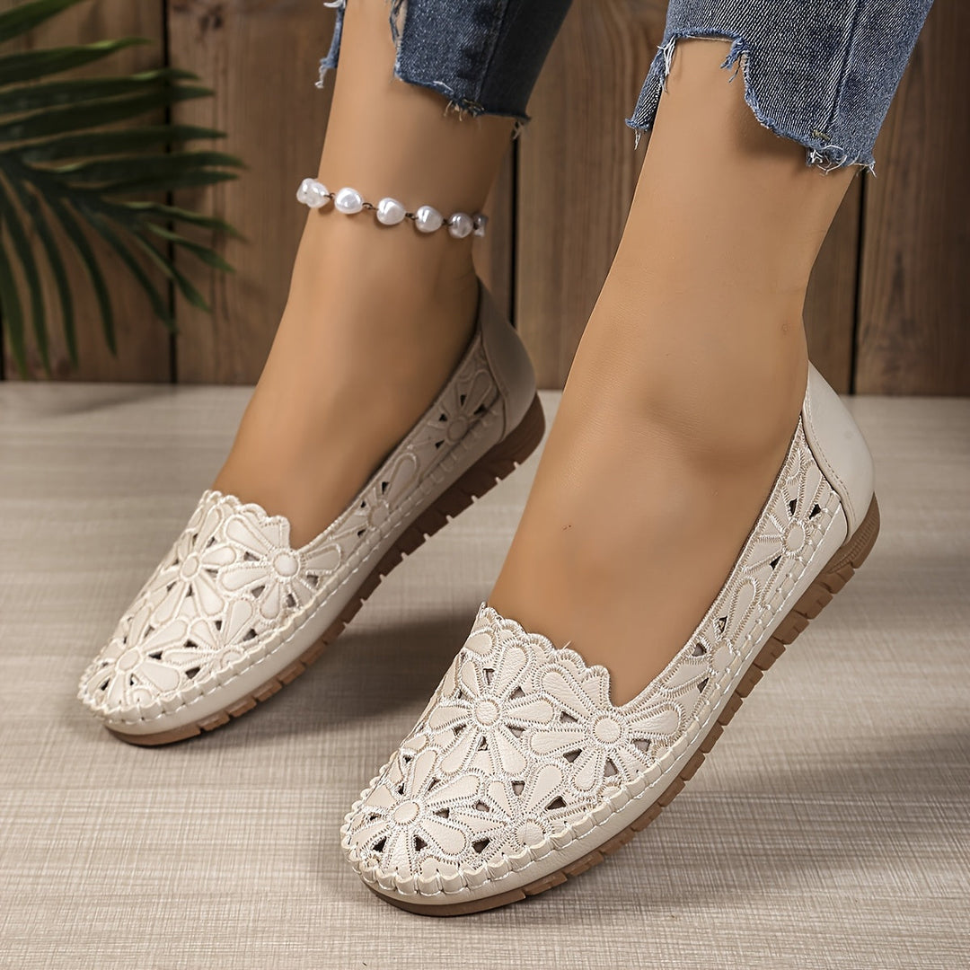 SILE | ORTHOPAEDIC CUTOUT COMFORT SHOES