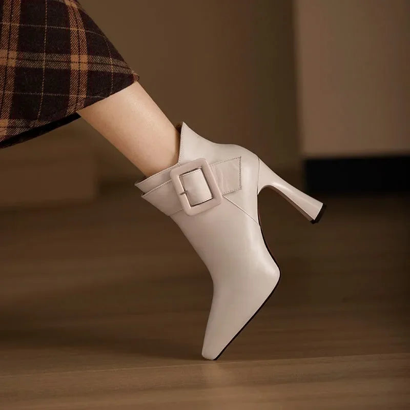 AOIBHIN | BUCKLE ANKLE BOOTS