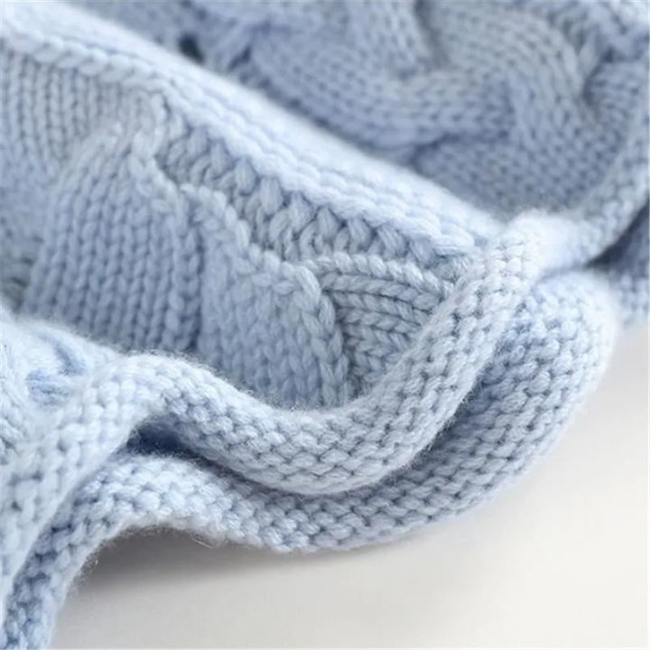 FIADH | CABLE KNIT TURTLENECK SWEATER