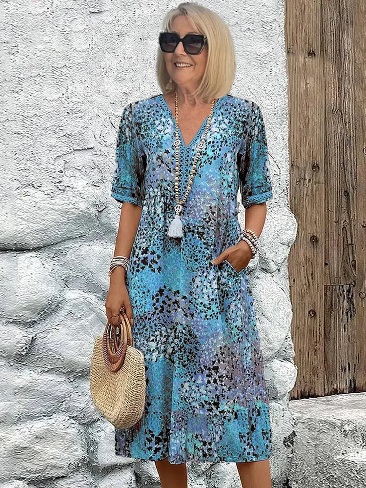 Lina™ | Lightweight Dress with V-Neck