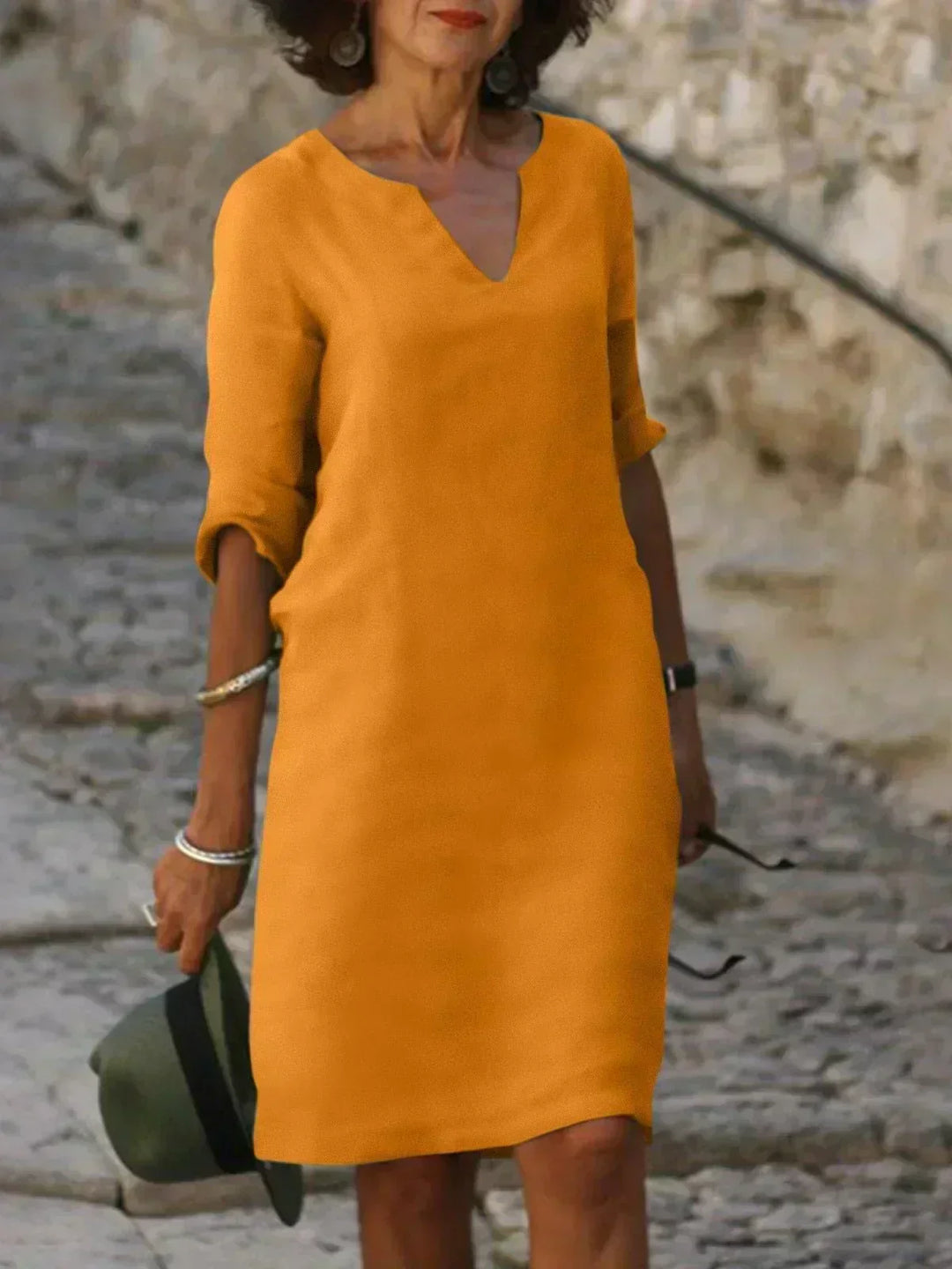Molly | Elegant Dress with V-Neck